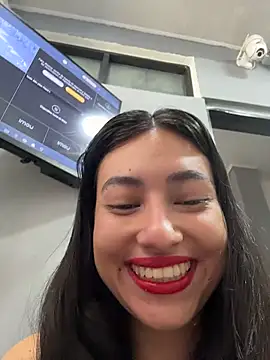 Snapshot of VioletRousee chatting on 07.07.26 VioletRousee online show from 07.07.26