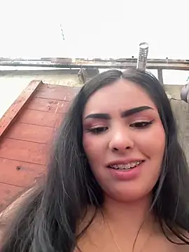 Snapshot of Kloe_zaf chatting on 04.16.26 Kloe zaf online show from 04.16.26