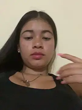 Snapshot of Kloe_zaf chatting on 05.31.26 Kloe zaf online show from 05.31.26