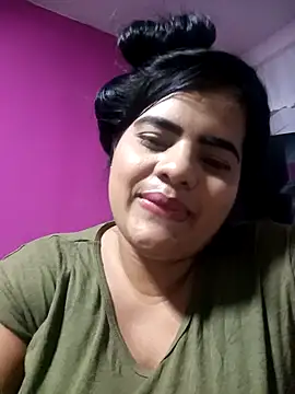 Snapshot of Sofia_Moon01 chatting on 04.28.26 Sofia Moon01 online show from 04.28.26