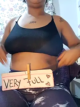 Snapshot of Brunette_Dirty_Messy chatting on 04.11.26 Brunette Dirty Messy online show from 04.11.26