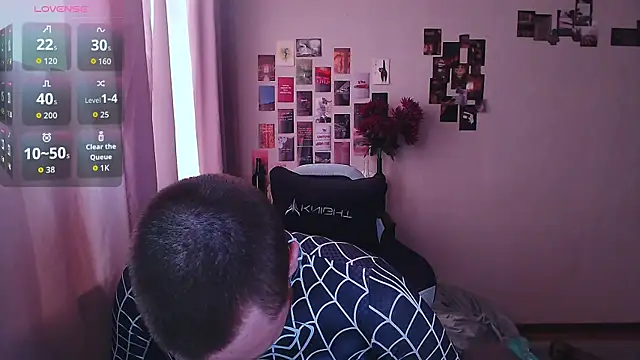 Snapshot of KlausVent chatting on 04.10.26 KlausVent online show from 04.10.26