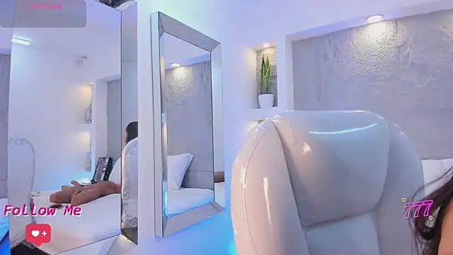 NicolSantos online show from 07.09.26