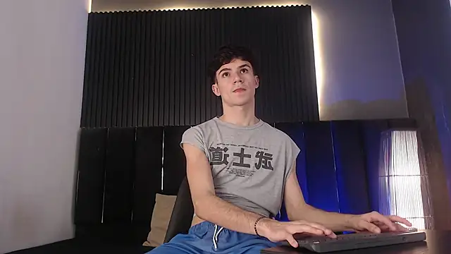 Logan Steel online show from 06.19.26