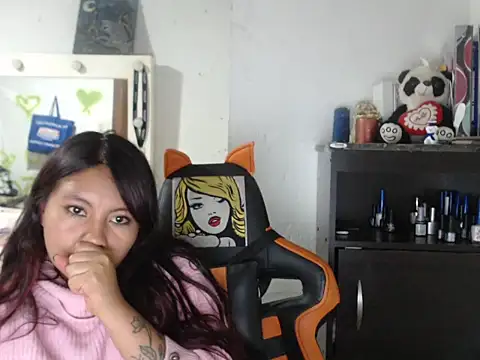 Snapshot of dulcemaria1918 chatting on 04.16.26 dulcemaria1918 online show from 04.16.26