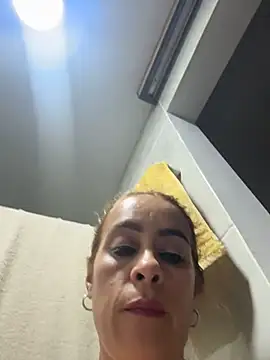 Natigoonzalez online show from 05.13.26