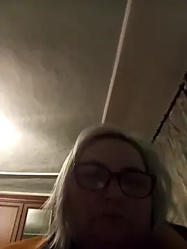 AureliaSky598 online show from 05.12.26