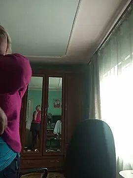 AureliaSky598 online show from 05.18.26