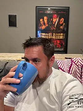 Snapshot of Farrahanddaddy chatting on 07.18.26 Farrahanddaddy online show from 07.18.26