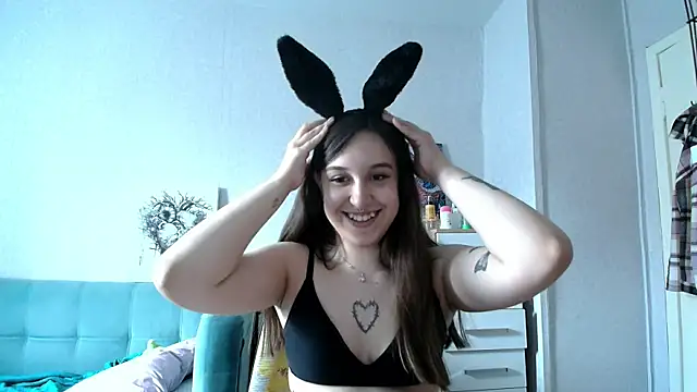 RiannaBrown online show from 05.25.26