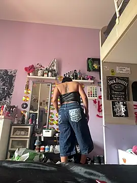 Snapshot of babypixxie chatting on 04.17.26 babypixxie online show from 04.17.26
