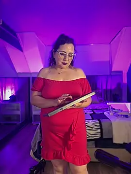 Jenifer cruz online show from 04.11.26