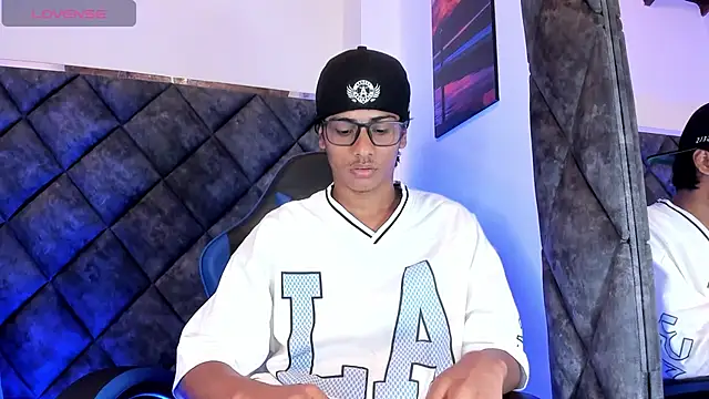 LiamKron online show from 07.10.26