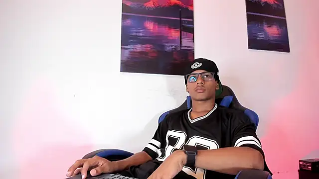LiamKron online show from 07.13.26