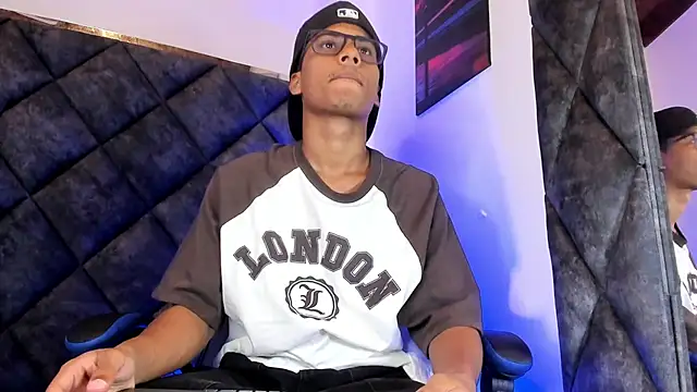 LiamKron online show from 07.14.26
