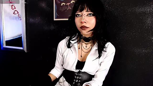Snapshot of KiomyVamp chatting on 04.24.26 KiomyVamp online show from 04.24.26