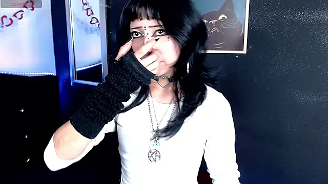 Snapshot of KiomyVamp chatting on 04.28.26 KiomyVamp online show from 04.28.26