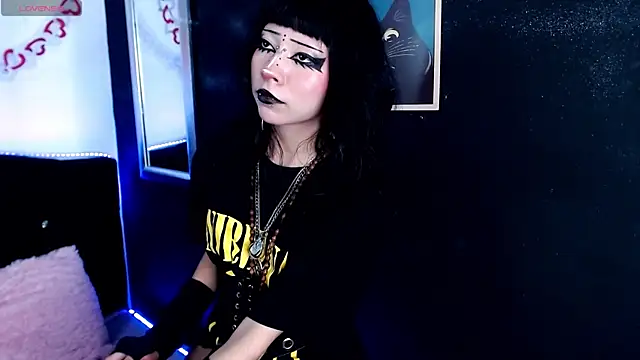 Snapshot of KiomyVamp chatting on 05.29.26 KiomyVamp online show from 05.29.26