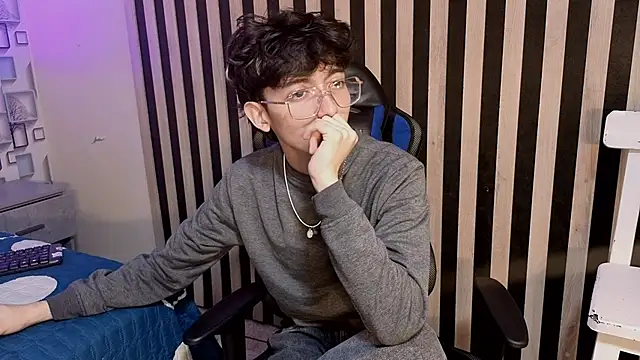 Twink Sebas7 online show from 07.01.26