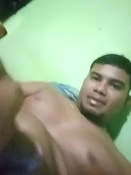 Snapshot of JosueA01 chatting on 04.08.26 JosueA01 online show from 04.08.26