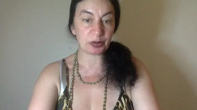 Snapshot of Lizzaa80 chatting on 06.08.26 Lizzaa80 online show from 06.08.26
