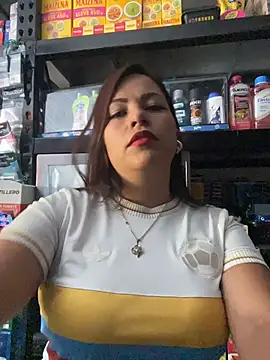 MIA ROSSEEE online show from 06.11.26