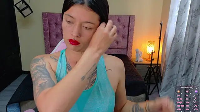 Lucia evans21 online show from 04.27.26