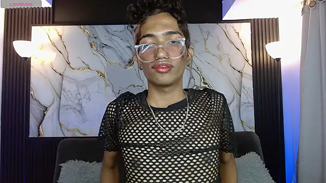 triiangel latinboy online show from 04.24.26