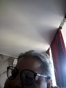 Snapshot of MartaMia68 chatting on 04.14.26 MartaMia68 online show from 04.14.26