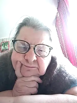Snapshot of MartaMia68 chatting on 04.17.26 MartaMia68 online show from 04.17.26