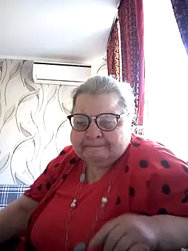 Snapshot of MartaMia68 chatting on 05.05.26 MartaMia68 online show from 05.05.26