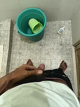  younger couples  online show from 04.14.26