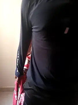 Friends withbenefits online show from 04.20.26