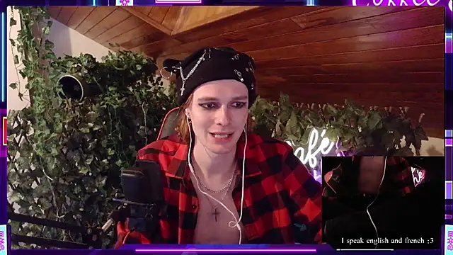 Snapshot of SkinnyAlex1312 chatting on 04.16.26 SkinnyAlex1312 online show from 04.16.26