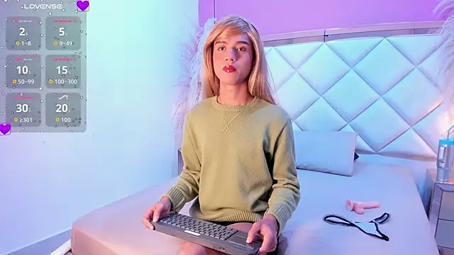 SamyBrownn online show from 04.21.26