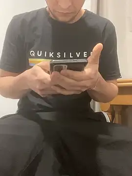 Snapshot of JuanF0304 chatting on 04.11.26 JuanF0304 online show from 04.11.26