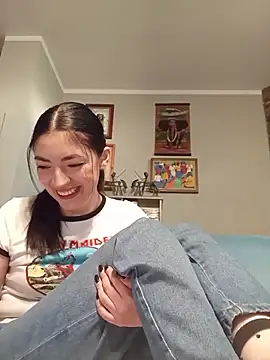 Snapshot of thailycupcake chatting on 04.16.26 thailycupcake online show from 04.16.26