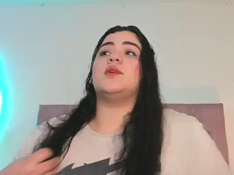 laurenlaine online show from 04.11.26