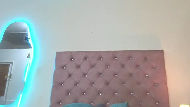 laurenlaine online show from 06.07.26