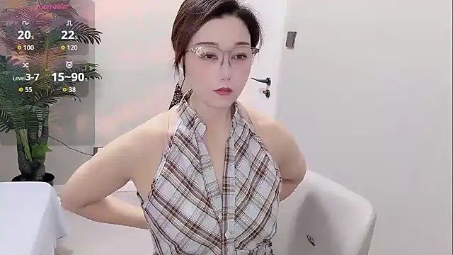 Snapshot of Yunxi- chatting on 07.01.26 Yunxi- online show from 07.01.26