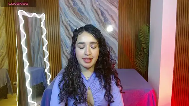 Ellis tay online show from 04.30.26