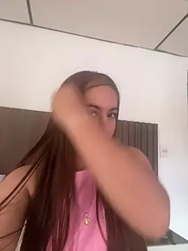 Aitana Lux online show from 04.13.26