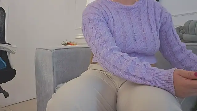 giigii hadidd online show from 07.09.26