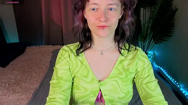 Ricki Bloom online show from 04.28.26