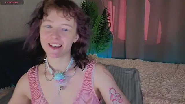 Ricki Bloom online show from 05.07.26