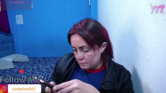 Snapshot of carolinhe26 chatting on 05.16.26 carolinhe26 online show from 05.16.26
