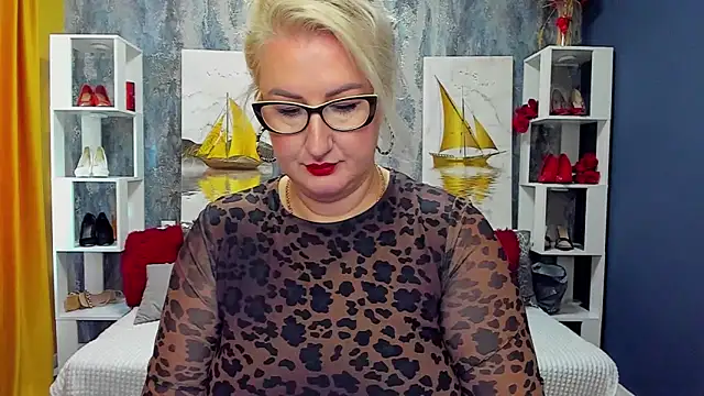 DianaFrances online show from 04.25.26