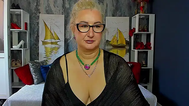 DianaFrances online show from 05.06.26