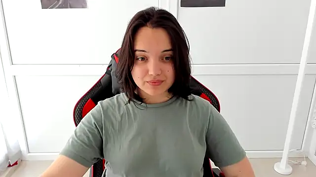 Caroline cutte online show from 05.19.26
