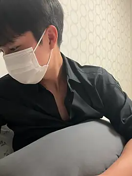 xezie online show from 04.17.26